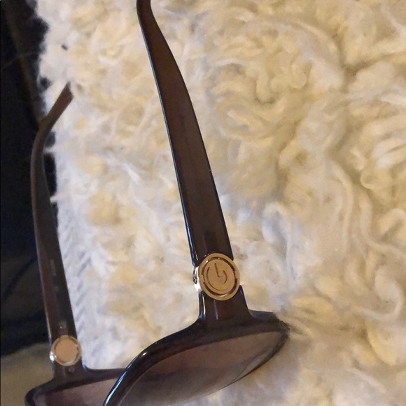 Guess sunglasses - Picture 2 of 3